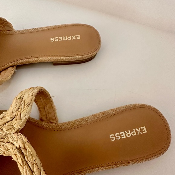 Express Women’s Light Braided Rattan Straw Slip On Slides Sandals tan In Size 8 - Picture 7 of 11